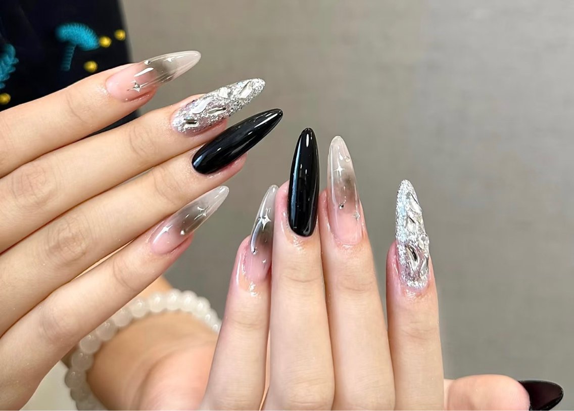 にあ様 オーダーチップ 持ち込みデザイン 2点 3000円 5000円 持ち込みデザイン - オーダーネイルチップ専門店アトリネイル