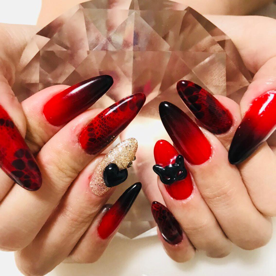 ルブタン風ネイル エアーブラシ AIRGEL |Nail Coco.所属・舘
