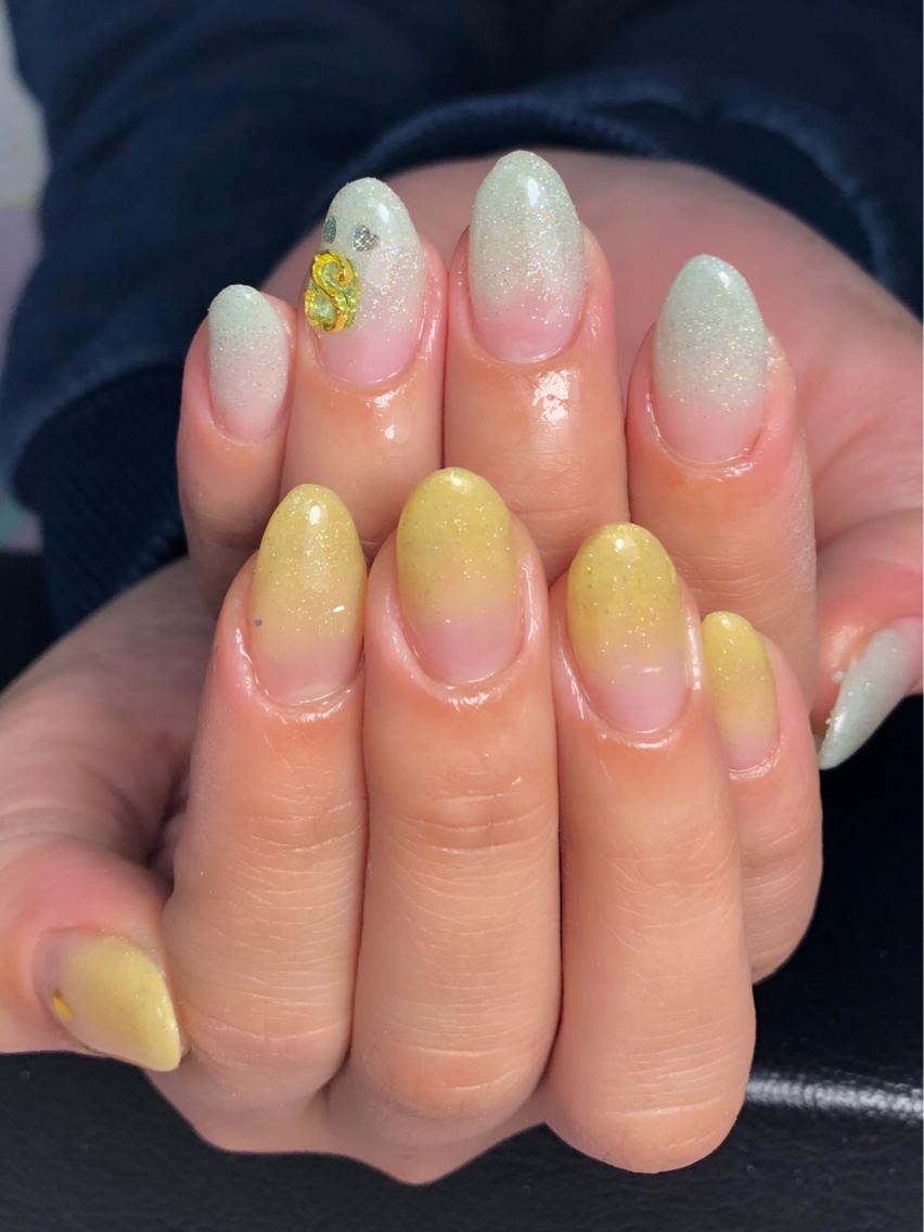 グリーン 21年夏人気のグリーン 緑色 のネイルデザイン ネイルアートカタログ 22ページ目 ミニモ