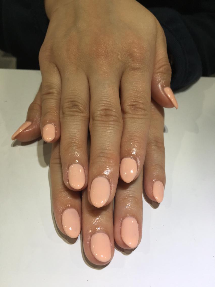 シンプルネイル 21年夏人気のシンプルネイルのネイルデザイン ネイルアートカタログ 3ページ目 ミニモ