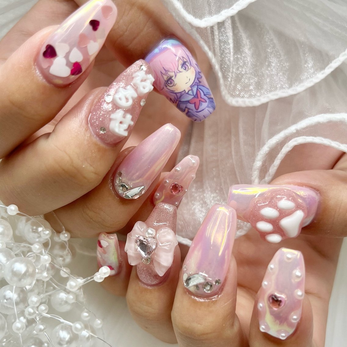 ネイルハンド クラウン¥550 チェーン¥330 ハート・星¥330｜池袋痛ネイル Nok