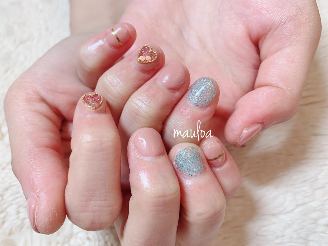 水色 21年夏人気の水色のネイルデザイン ネイルアートカタログ 4ページ目 ミニモ