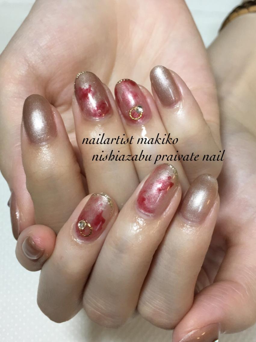 スモーキーカラーの秋ネイル|NAIL \u0026 BOTANICS所属