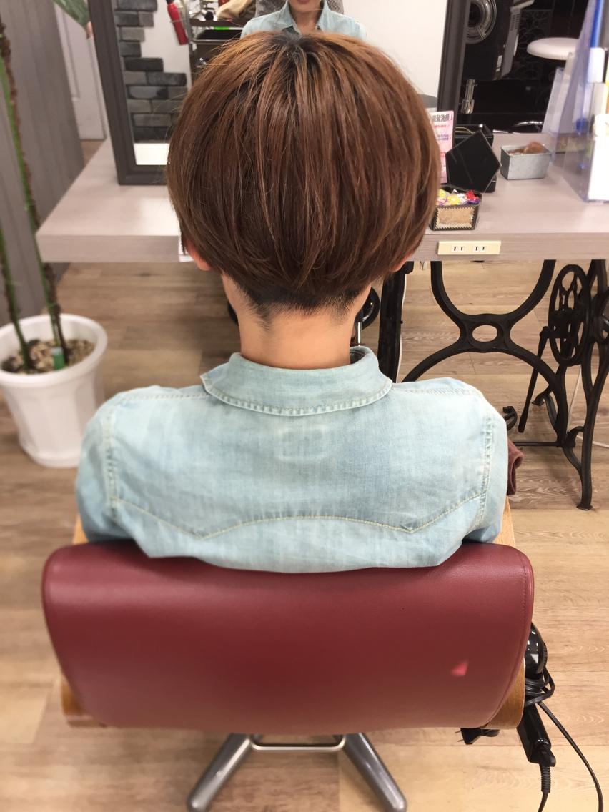 上ベリー ショート 後ろ 刈り上げ 最高のヘアスタイルのアイデア