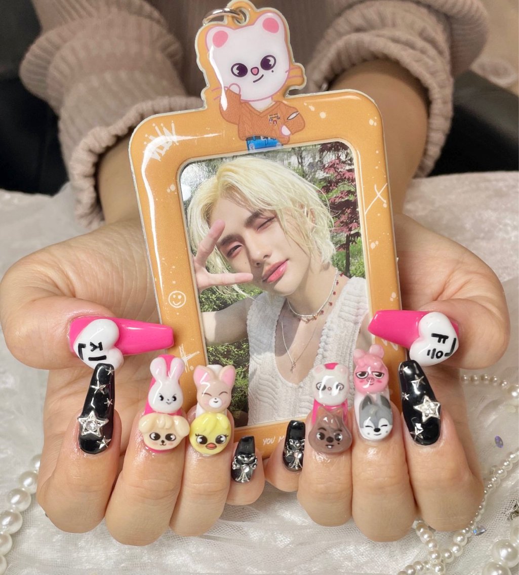 ネイルパーツ saki 32341661f7c3c42d805a547f924e7e