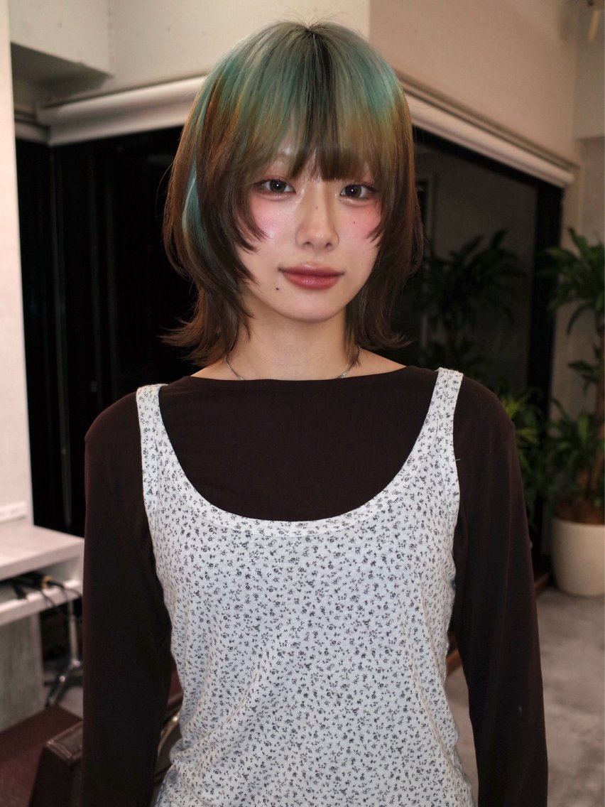 ヘアスタイル・髪型カタログ「同系色のデザインカラー」byハイトーン
