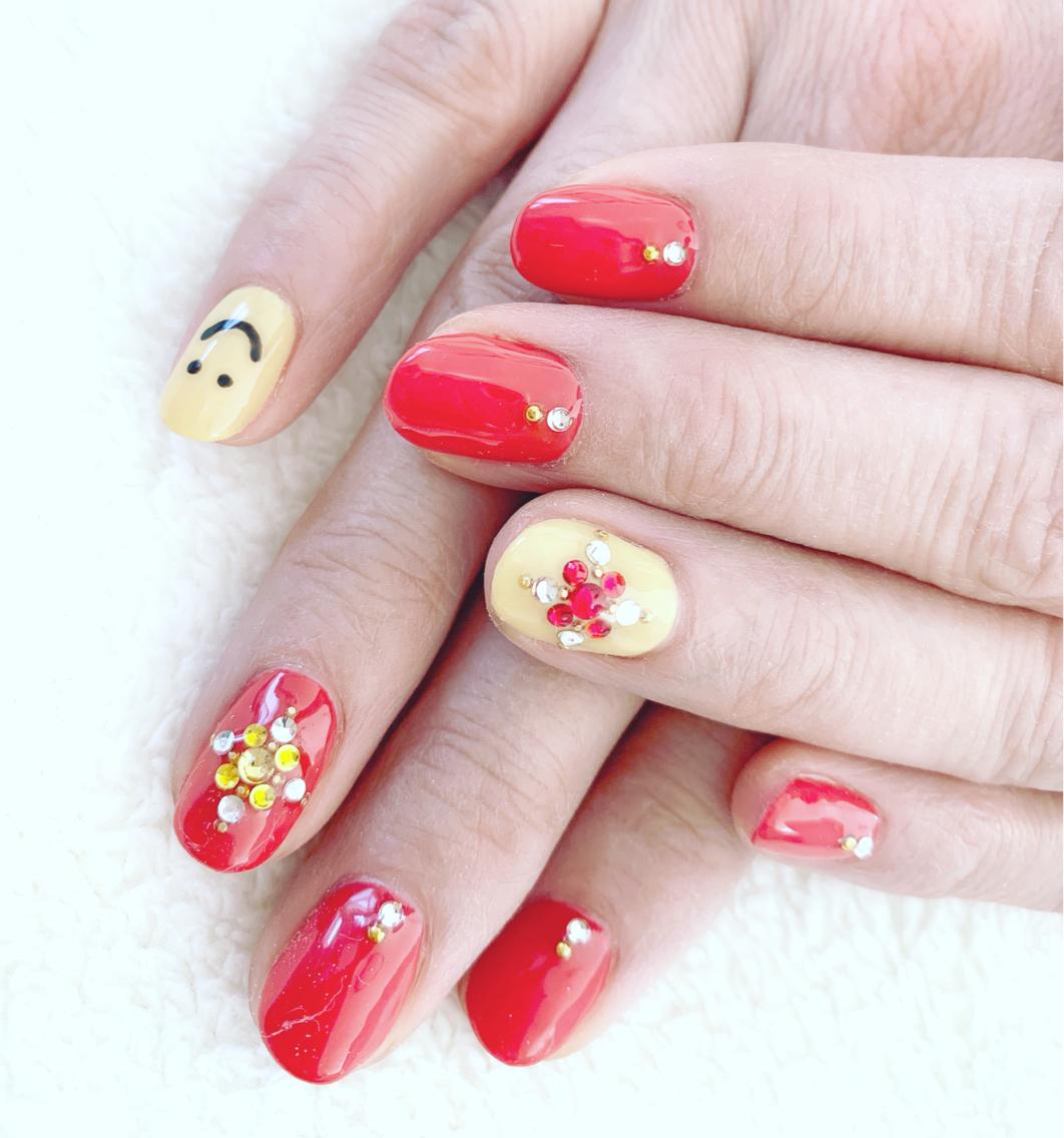 Smile Nails スマイルネイル Glitternails Swarovskin