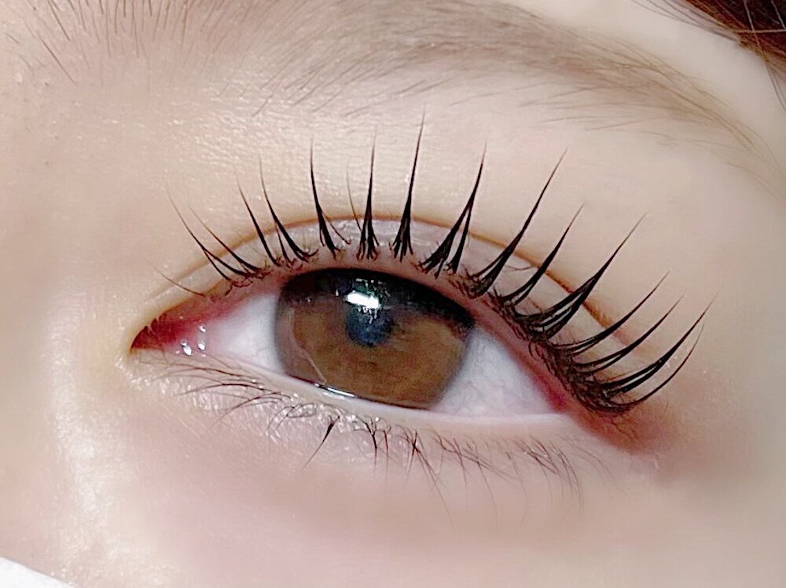 心斎橋でパリジェンヌラッシュリフトが上手いマツエク・マツパ＆人気