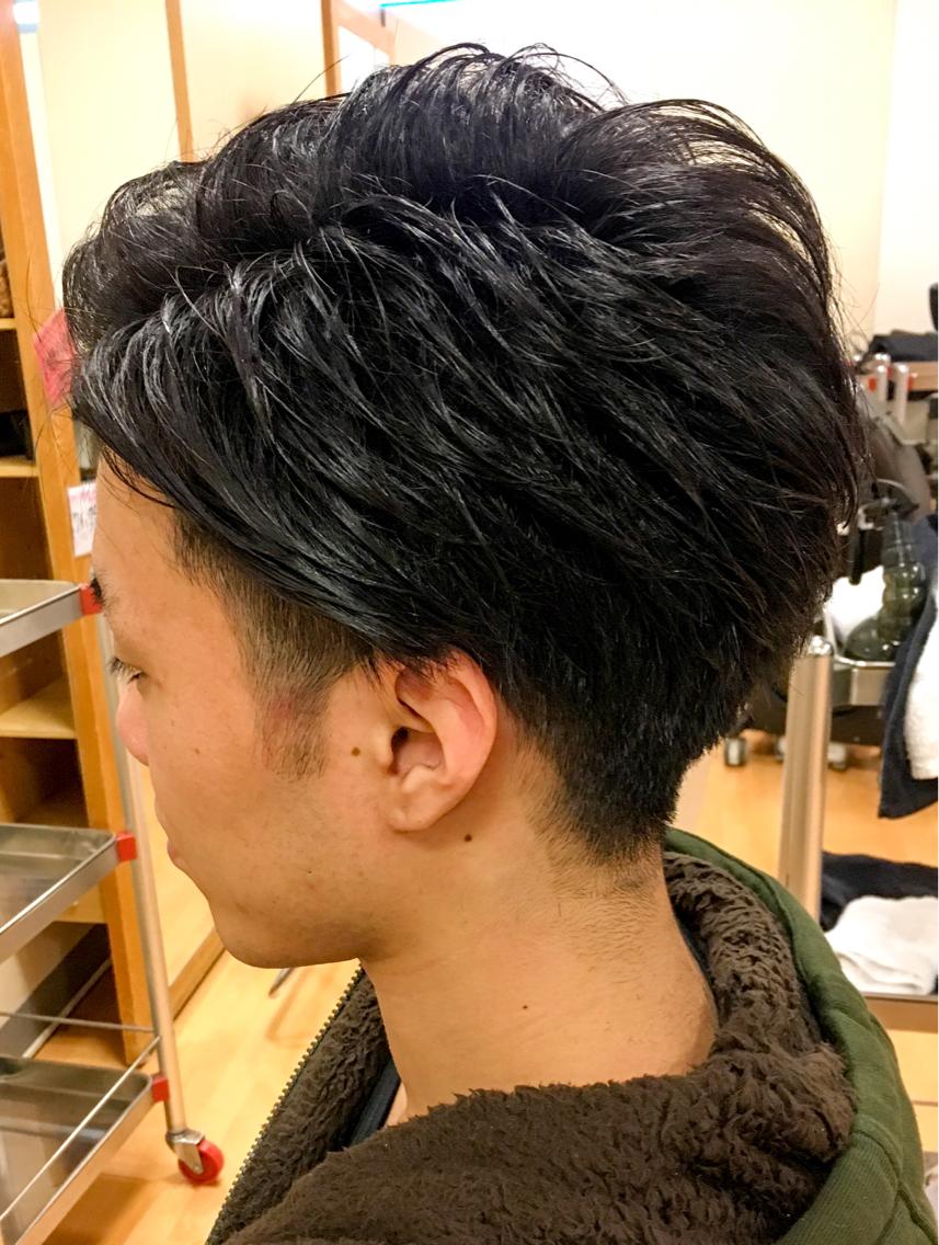 ツーブロック 21年夏人気のツーブロックのヘアスタイル 髪型カタログ 19ページ目 ミニモ