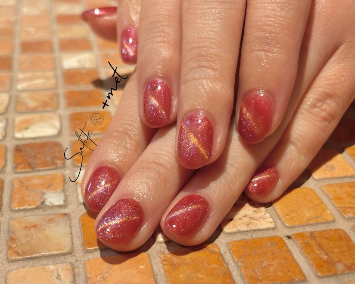 マグネットネイル】2026年冬人気のマグネットネイルのネイルデザイン