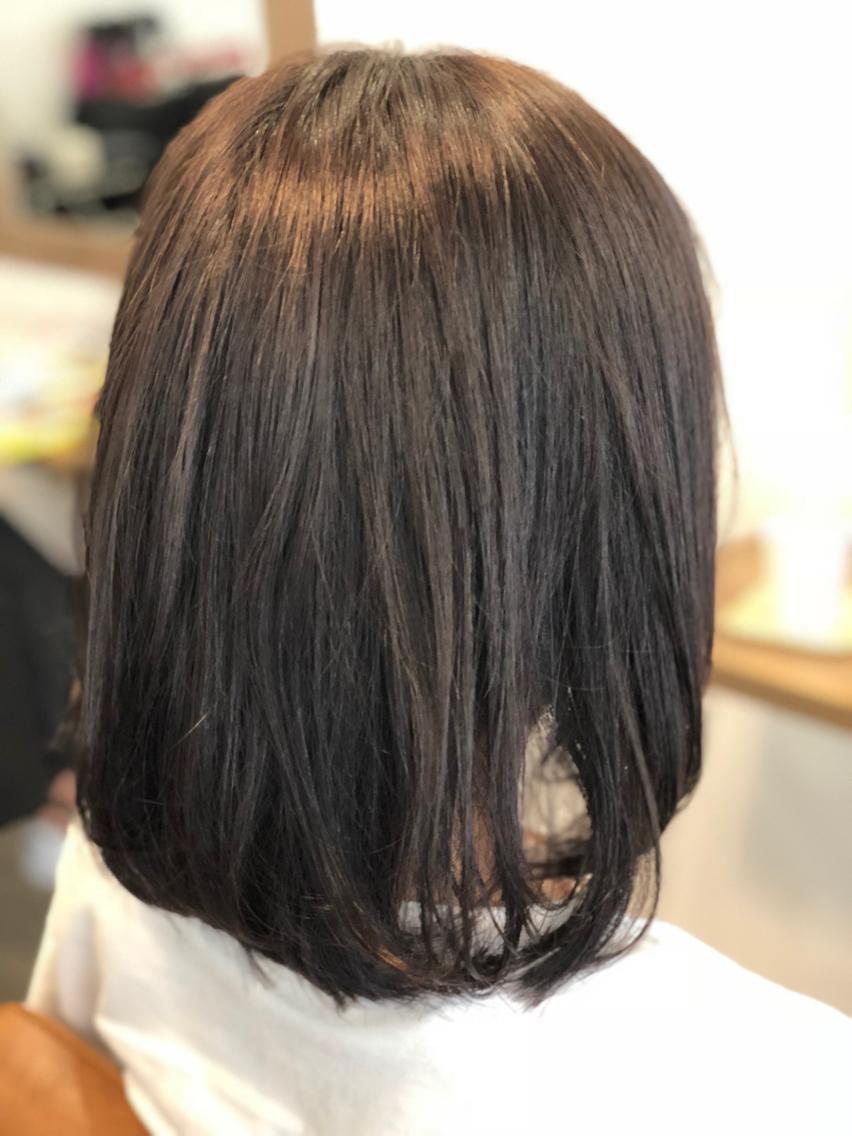 最新髪 量 多い ミディアム 最高のヘアスタイルのアイデア