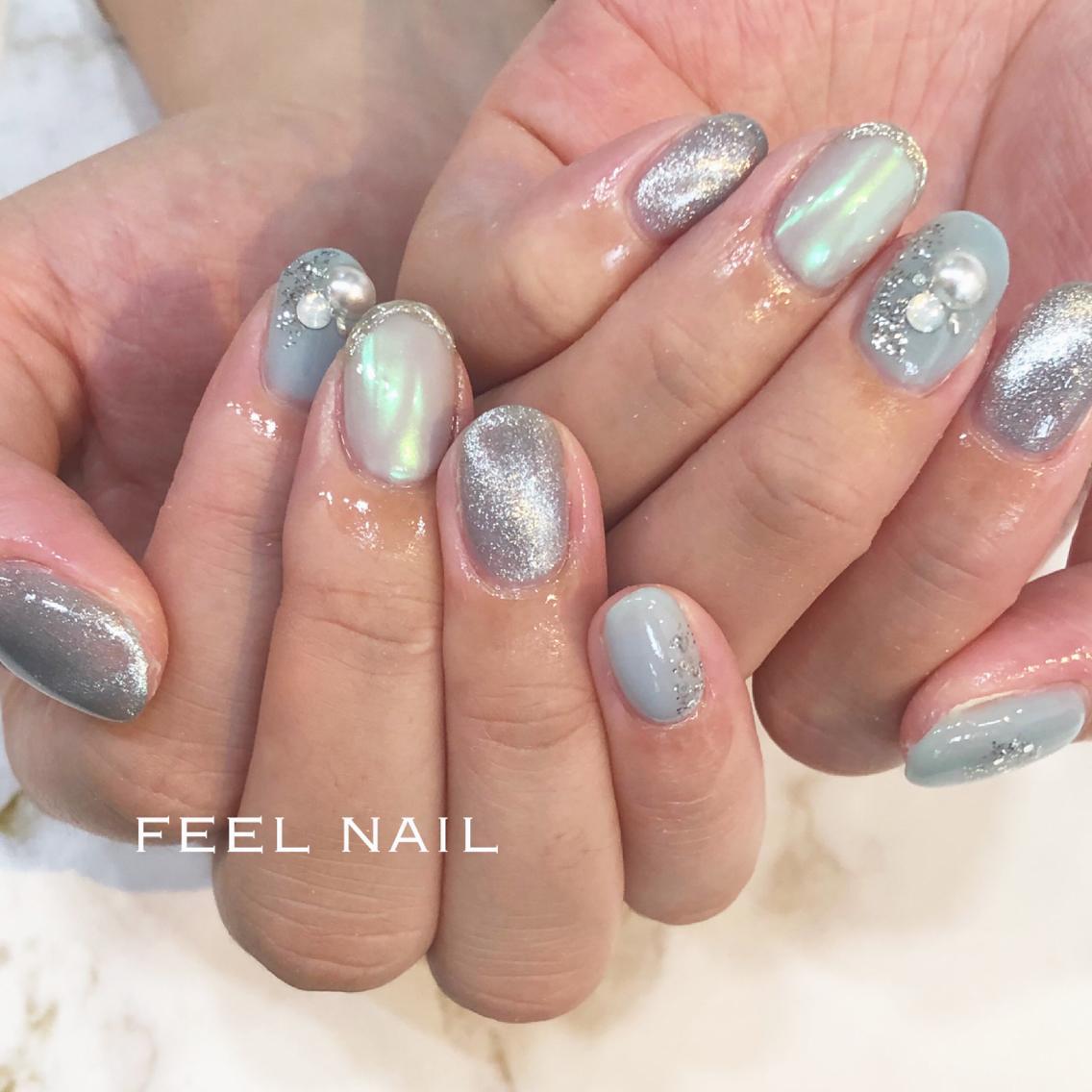 青色 21年夏人気の青色 ブルー のネイルデザイン ネイルアートカタログ ページ目 ミニモ