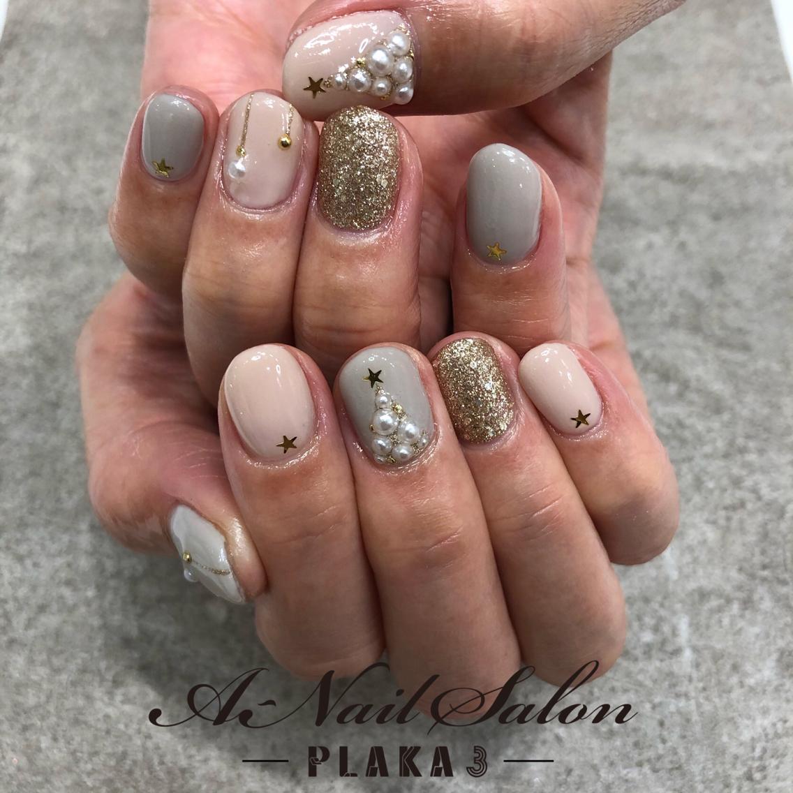 クリスマス 21年夏クリスマスのネイルデザイン ネイルアートカタログ 32ページ目 ミニモ