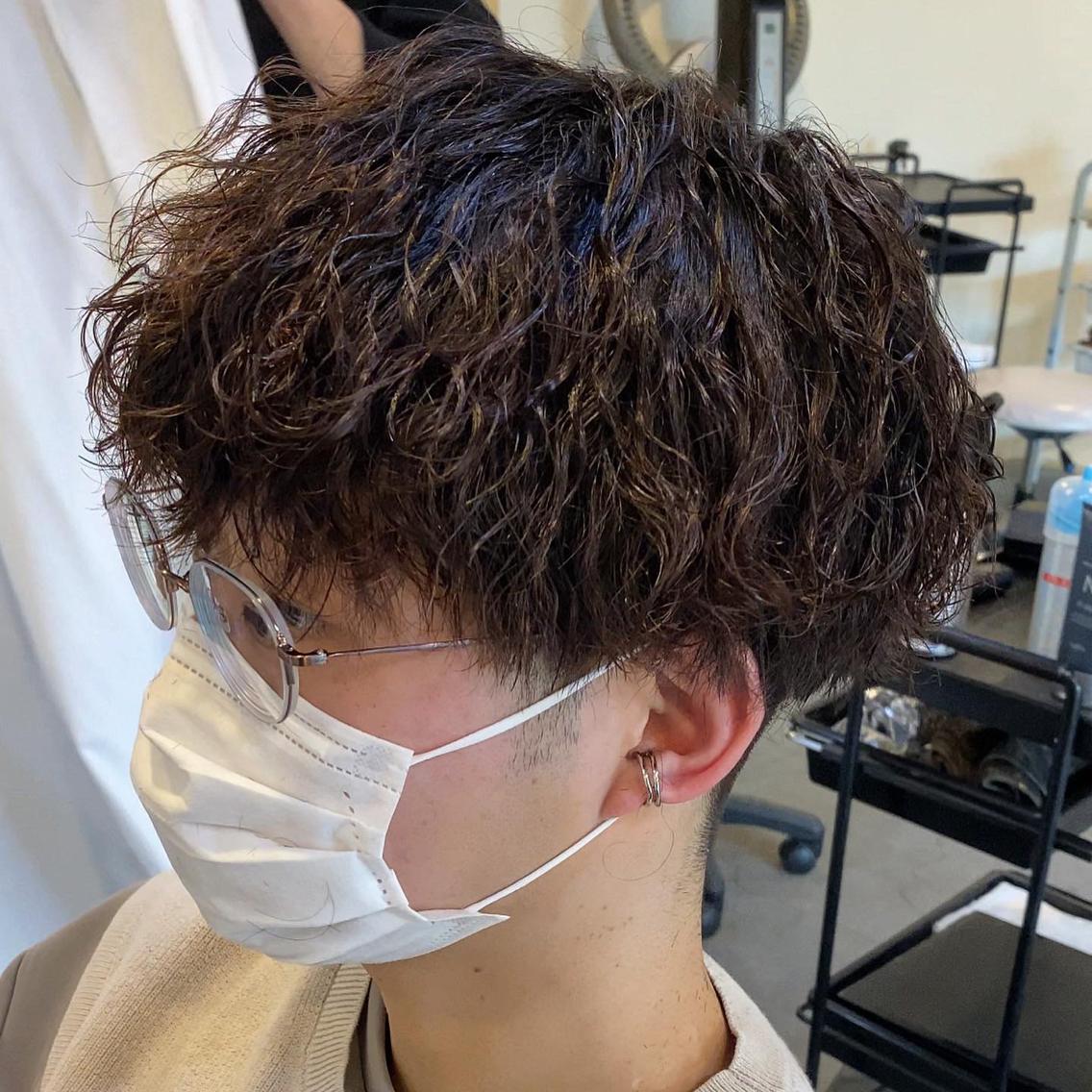 メンズパーマ 22年春人気のメンズパーマのヘアスタイル 髪型カタログ ミニモ