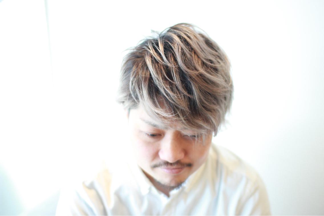 ベスト50 グラデーション メンズ ホワイト カラー 無料のヘアスタイル画像