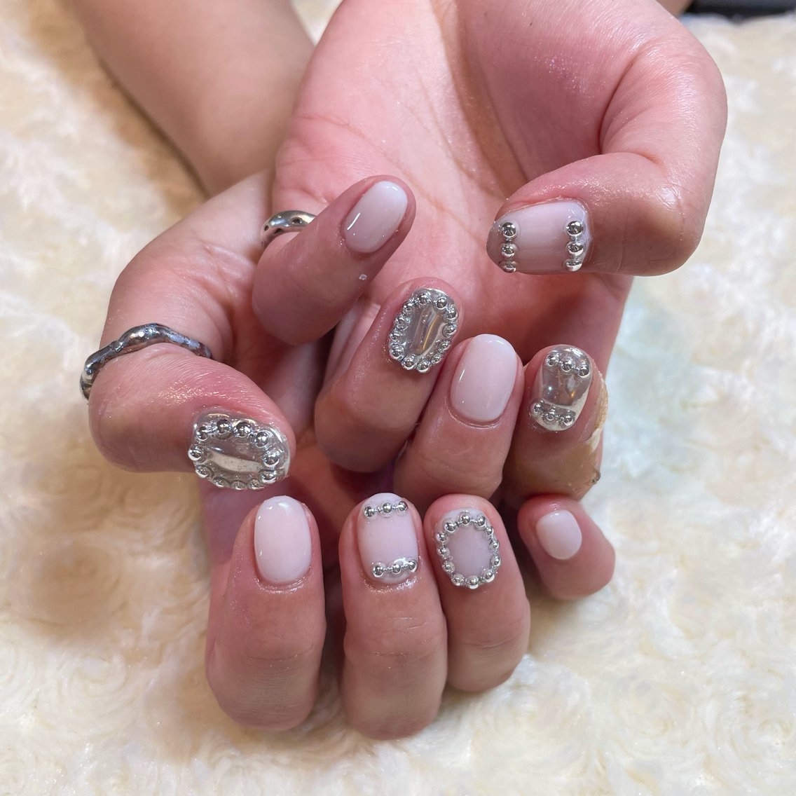 大阪市で持ち込みデザインが上手いネイルサロン＆人気ネイリスト予約