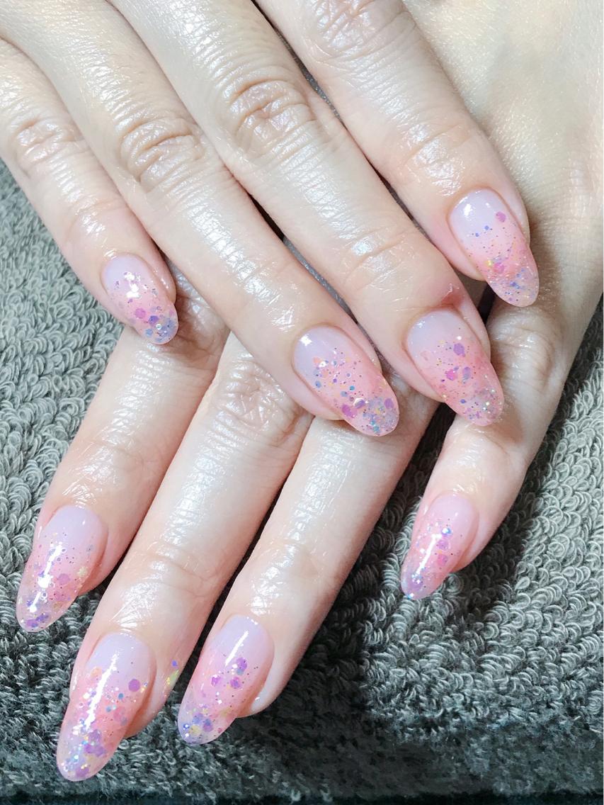 ラメグラデーション Y S Nail所属 Y Snailのネイルデザイン ミニモ