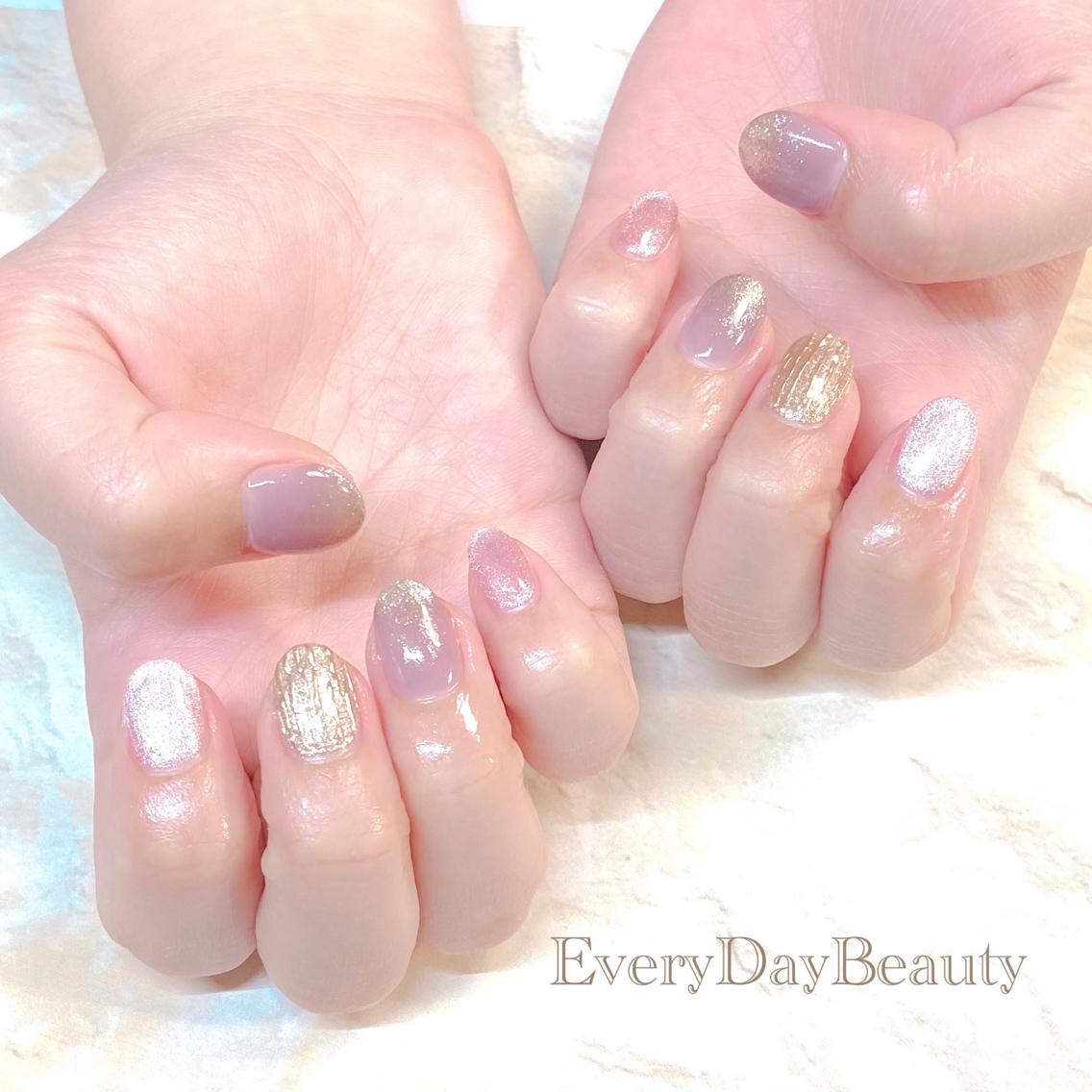 長さ出し 21年夏人気のネイルデザイン ネイルアートカタログ 44ページ目 ミニモ