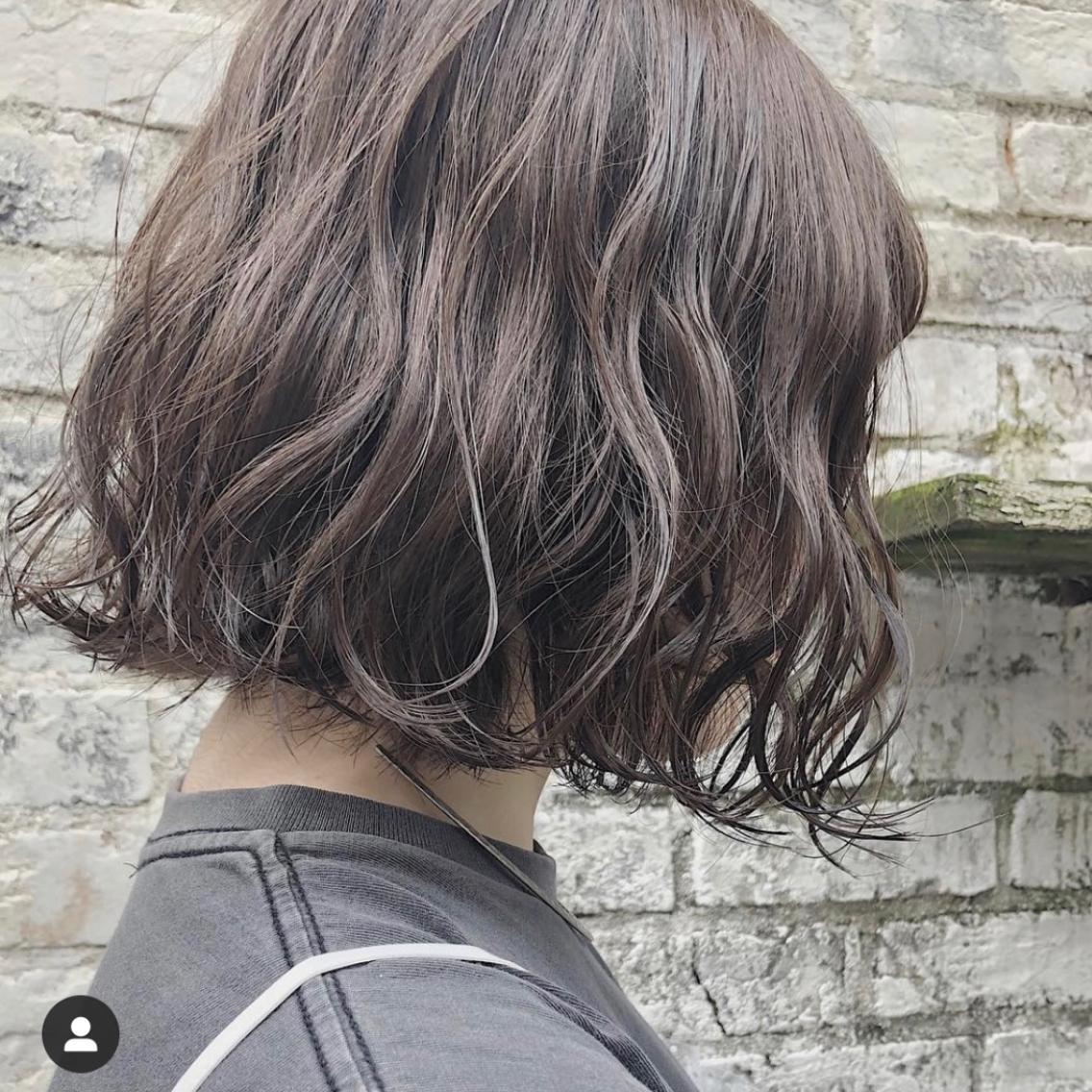 ミディアムパーマ 22年夏人気のミディアムパーマのヘアスタイル 髪型カタログ 37ページ目 ミニモ