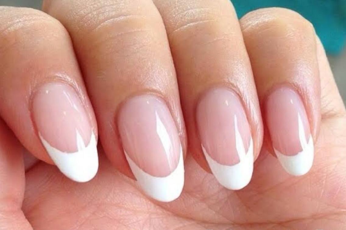 Nail Salon Olive所属 一瀬智美のネイルデザイン ミニモ