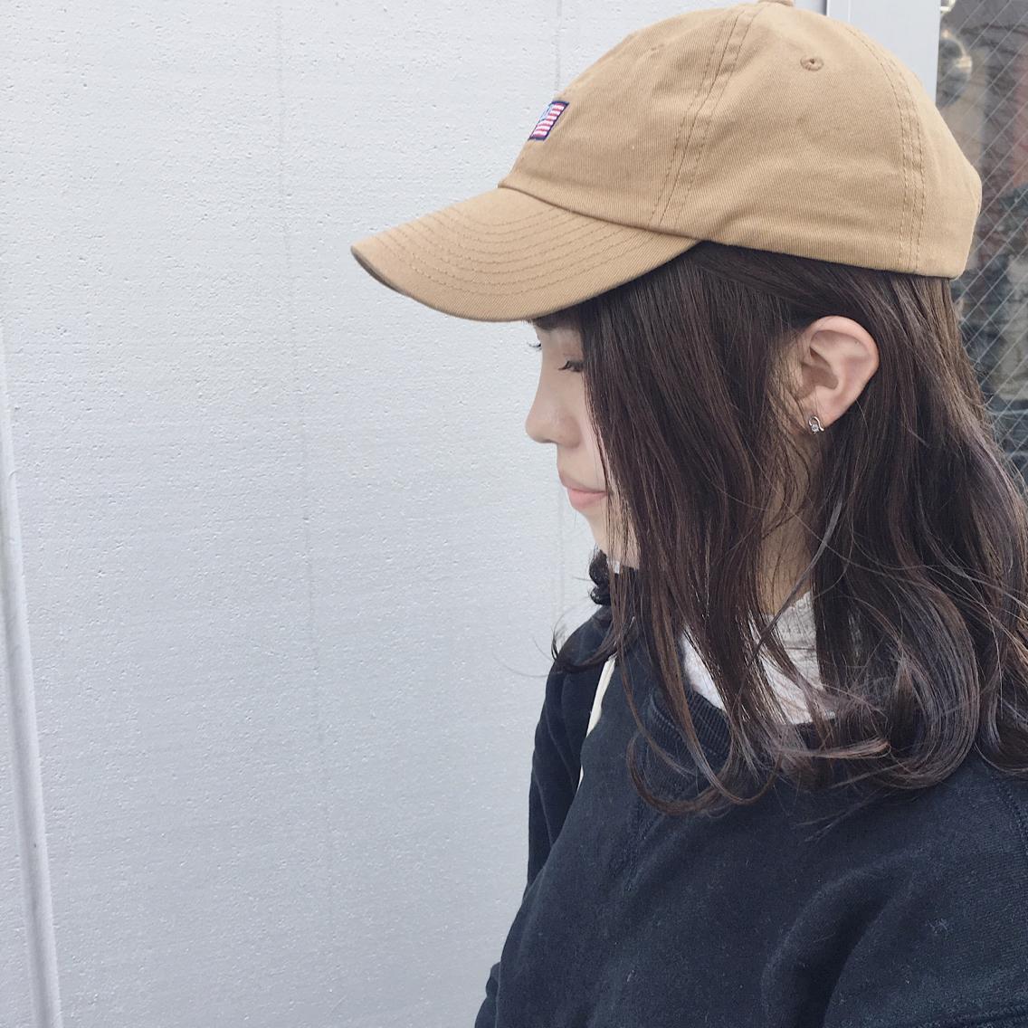 現代の髪型 新着キャップ ヘア アレンジ ミディアム