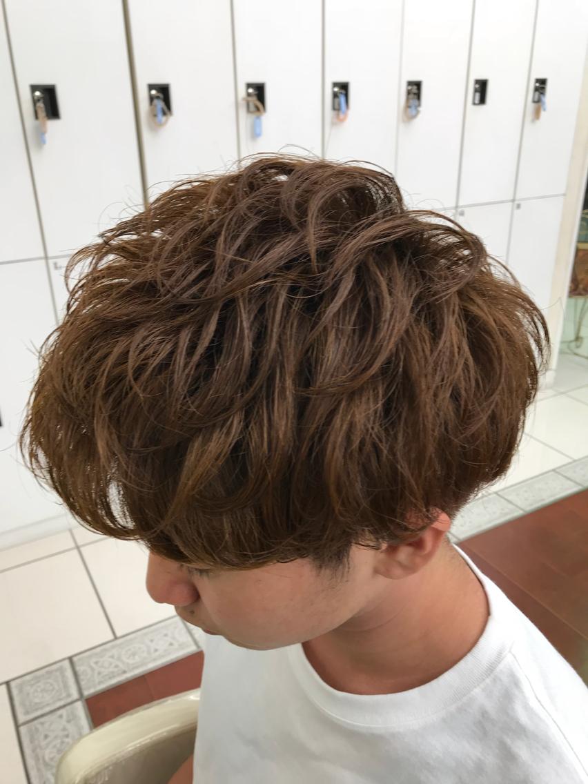 上ウェーブ パーマ メンズ ショート 最高のヘアスタイルのアイデア