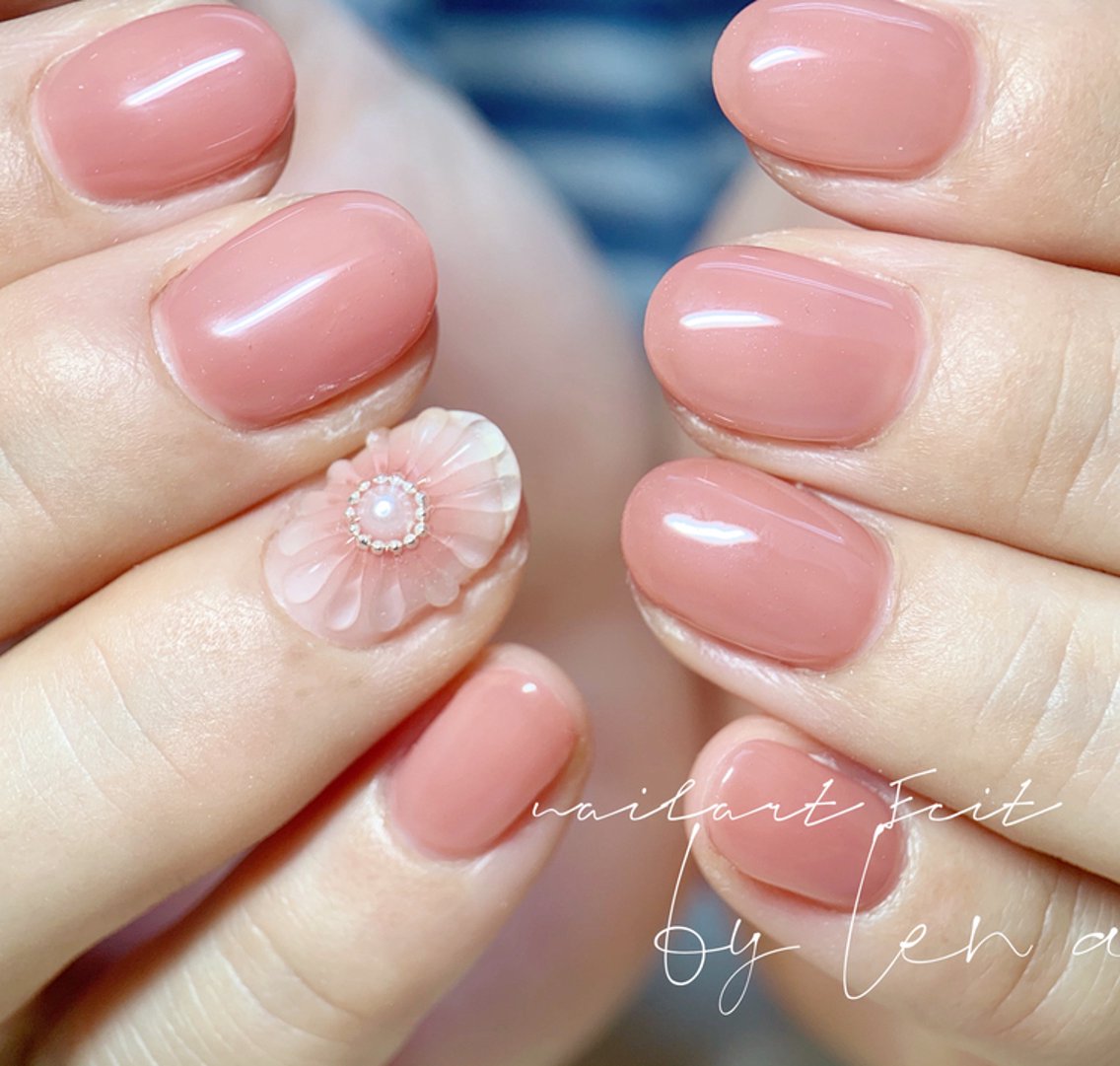 ネイルアート エクリのプロフィール・予約(nail art ecrit) - ミニモ