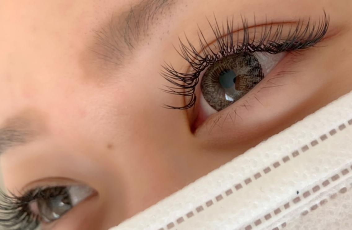 パリジェンヌラッシュリフト｜KOU.所属・eye Natsumiのマツエク