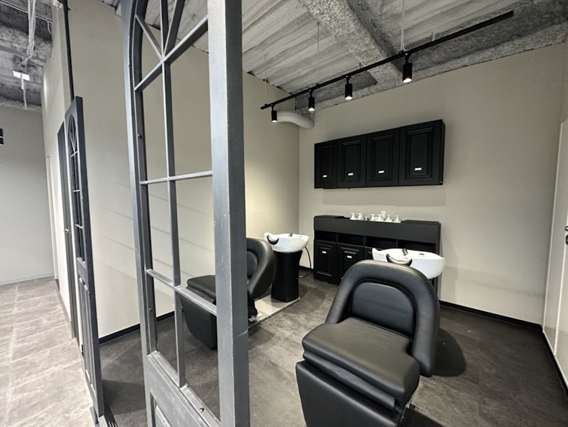 商品詳細     床屋・理容店・美容室・美容院・ヘアサロンさん必見家具3点セット 商品詳細 床屋・理容店・美容室・美容院・ヘアサロンさん必見家具3点