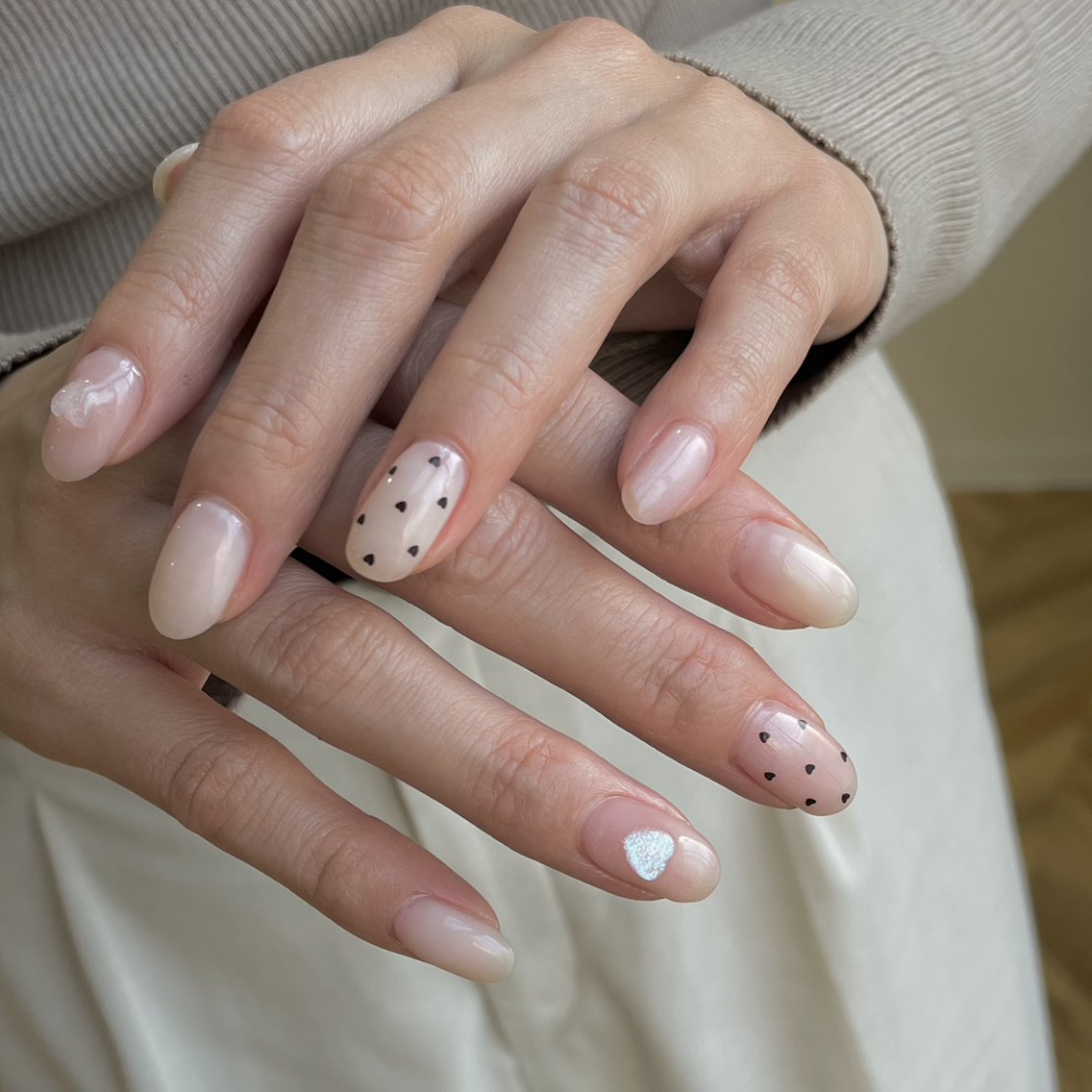 WHITE NAIL 鳳店NARUMIのプロフィール・予約(WHITE EYE 鳳) - ミニモ