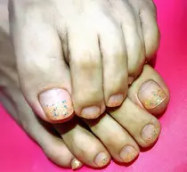 鈴鹿市 ネイルサロン お得に予約するなら ミニモ