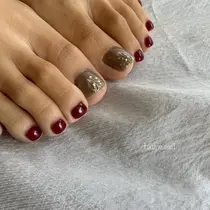 豊川市 フットネイル ネイルサロン お得に予約するなら ミニモ