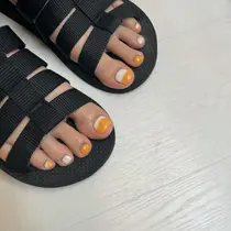 新宿区 フットネイル ネイルサロン お得に予約するなら ミニモ