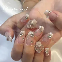 堀江 新町 ネイルサロン お得に予約するなら ミニモ