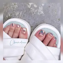 大阪 フットネイル ネイルサロン お得に予約するなら ミニモ