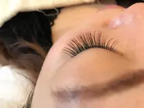 富山市 マツエクつけ放題 マツエクサロン お得に予約するなら ミニモ