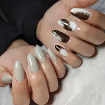 春日部市 ネイルサロン お得に予約するなら ミニモ