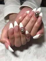 奈良 フレンチネイル ネイルサロン お得に予約するなら ミニモ