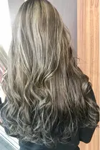 神戸市 ハイライトカラー 美容室 美容院 お得に予約するなら ミニモ