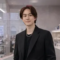 レイヤー＆カラー 人気美容師倉崎涼のプロフィール画像