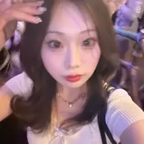 ユイ🎀透明感カラー 耳つぼジュエリーのプロフィール画像
