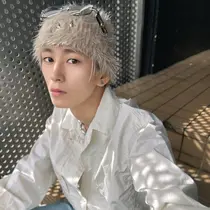 レイヤーカット 透明感カラーのプロフィール画像