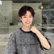 輝士‎🤍レイヤー/ 艶髪/透明感/顔周りのプロフィール画像