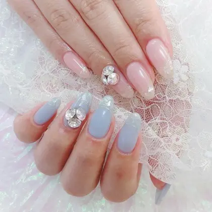 アイスブルー ピンク ペールトーンで涼しげ 네일 新宿ネイルサロン Nail F Naillien所属 Nail Lienのネイル デザイン ミニモ