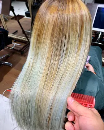 プルエクステ 髪質改善 Amor 吉祥寺店の美容室 美容院 スタッフ情報 プルエクステ Amor吉祥寺店 ミニモ