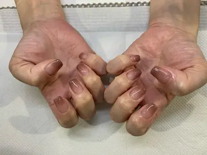 ネイルキュート 亀有店所属 田村 紗也伽のネイルデザイン ミニモ