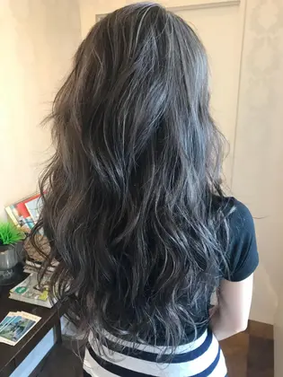 メッシュ 21年秋人気のメッシュのヘアカラー 髪色カタログ 27ページ目 ミニモ