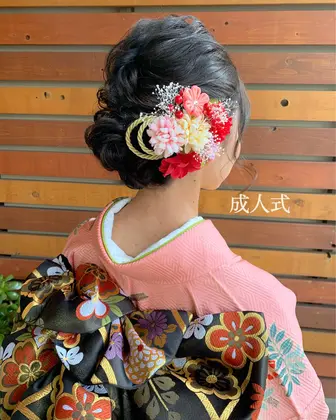 成人式 21年春人気の髪型 ヘアカタログ 17ページ目 ミニモ