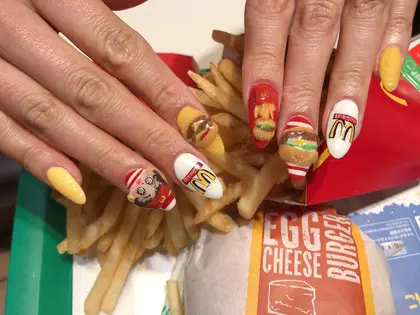 3dアートキャラクターネイル 別途料金追加となります 今回はスロットのジャクラーを イメージして Byulsatang所属 羽瀬 愛美のネイル デザイン ミニモ