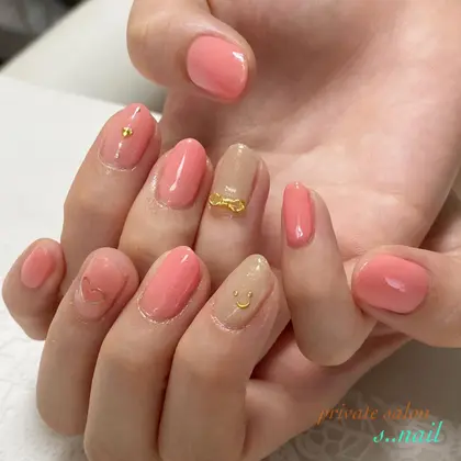 アートアクアリウムみたいに まだまだ金魚が映える季節 S Nail所属 S Nail Moritaのネイル デザイン ミニモ